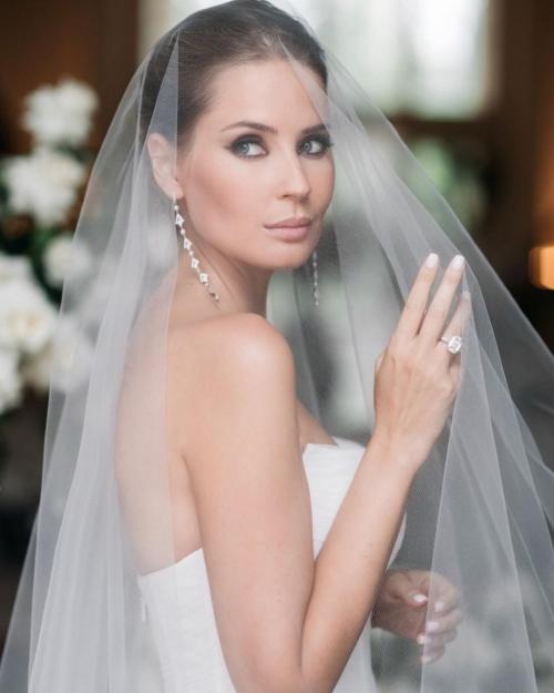 Эмин Агаларов его дом. Эмин Агаларов построил для сыновей дворец со стеклянными стенами на берегу Каспийского моря 18 Эмин Агаларов его дом. Эмин Агаларов построил для сыновей дворец со стеклянными стенами на берегу Каспийского моря 18