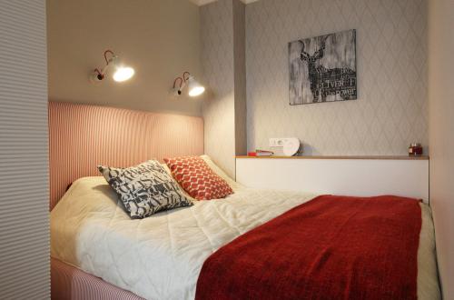 Дизайн однокомнатной квартиры для семьи с двумя детьми