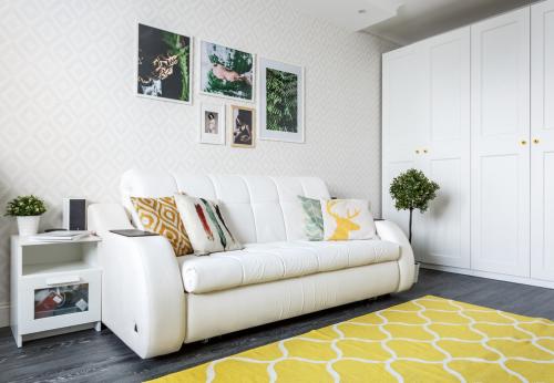 Прихожая в двушке п44т. Бюджетный ремонт своими руками: двушка 52 м  серии П-44Т