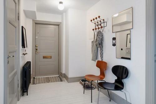 Стильные прихожие в маленький коридор. Последний штрих 07 Стильные прихожие в маленький коридор. Последний штрих 07