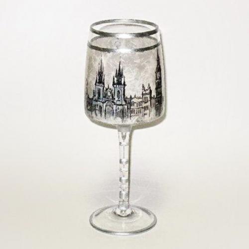 Поделки своими руками из бокалов. Оригинальный элемент декора