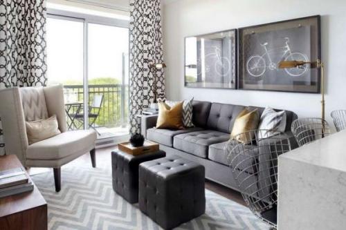 Дизайн комнаты 18 кв м с двумя окнами. Интерьер комнаты спальни гостиной 18 кв м фото