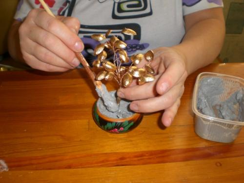 Дерево из фисташек.