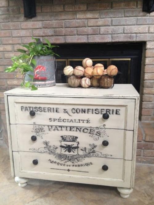 Реставрация старой советской мебели. Новая жизнь советской мебели: самые удачные примеры реставрации