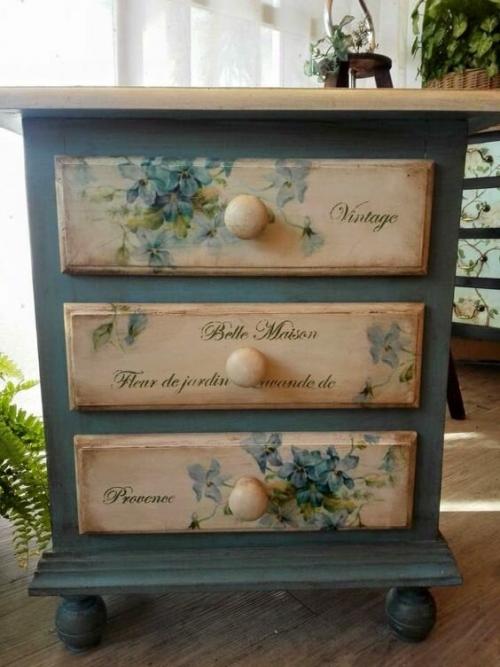 Реставрация старой советской мебели. Новая жизнь советской мебели: самые удачные примеры реставрации