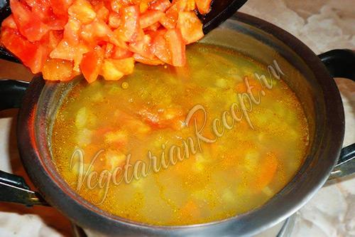 Коричневая чечевица суп. Суп из чечевицы с сельдереем и помидорами