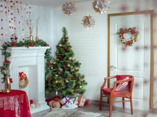 Как красиво украсить комнату к Новому году. 20 способов дёшево и сердито украсить квартиру или дом к Новому году 03 Как красиво украсить комнату к Новому году. 20 способов дёшево и сердито украсить квартиру или дом к Новому году 03