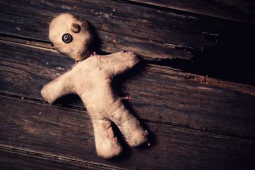 Как сделать куклу Вуду своими руками в домашних условиях на человека. Как создать вольт самостоятельно в домашних условиях?