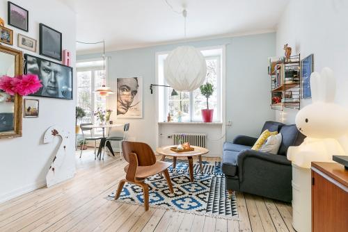 Как обустроить маленькую квартиру студию квартиру. Как обустроить небольшую квартиру-студию?