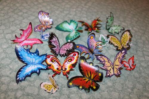 Бабочки из бутылок для сада. Сверкающая бабочка из пластиковой бутылки