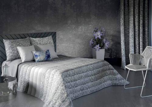 Как выбрать покрывало на кровать в спальню. Как подобрать покрывало на кровать в спальню: особенности выбора, сочетание цветов