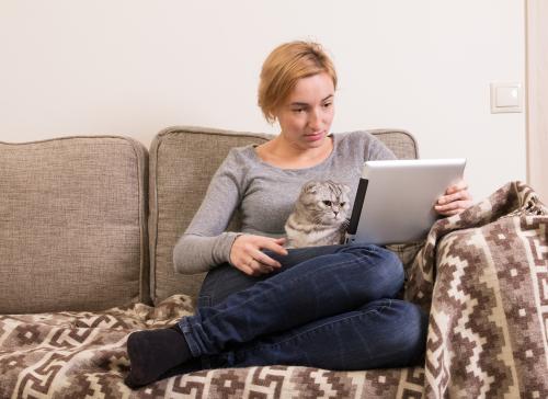 Как выбрать покрывало на диван. Как выбирают плед