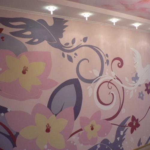 Какими красками расписывают стены. Роспись стены в доме: какие краски использовать? 12