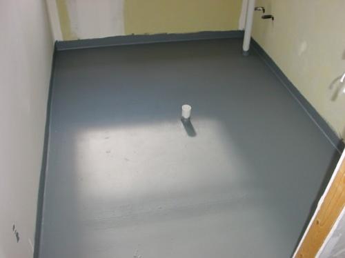 Чем заделать пол в ванной. Гидроизоляция пола в ванной комнате своими руками