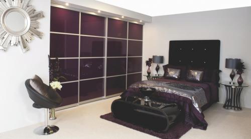 Шкаф-купе в спальню. Что такое встроенный шкаф-купе и какие у него достоинства