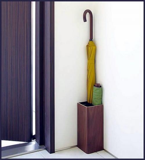 Убрать угол в коридоре. Что можно поставить в угол