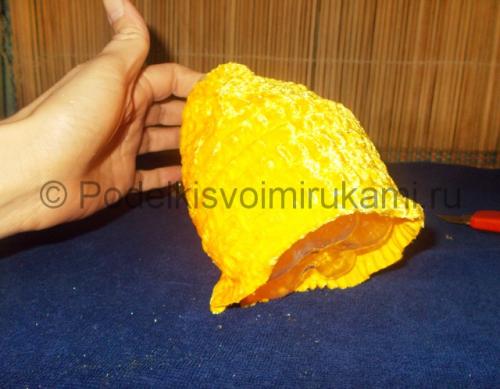 Как сделать куклу из пластиковой бутылки. Куклы из пластиковых бутылок своими руками. Быстро и красиво 27