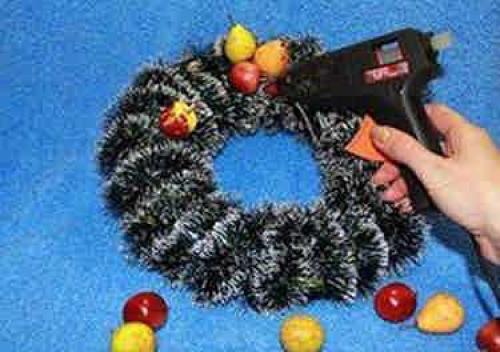 Новогодний декор дома своими руками. Елочка с ножками 05 Новогодний декор дома своими руками. Елочка с ножками 05