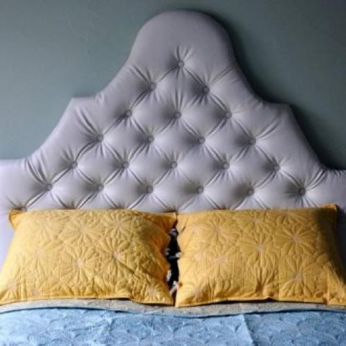 Что можно сделать из старого шкафа. Освежаем спальню