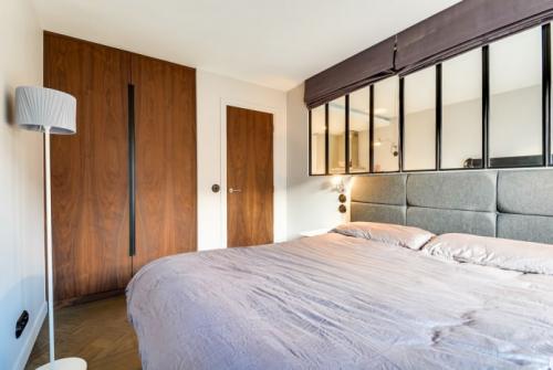 Кровати для маленьких комнат. Функциональная и красивая кровать в маленькую спальню: подборка вариантов 26 Кровати для маленьких комнат. Функциональная и красивая кровать в маленькую спальню: подборка вариантов 26