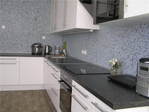 Подоконник из столешницы ИКЕА. Как купить столешницу в ИКЕА и не облажаться? Рейтинг недорогих и качественных