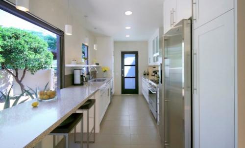 Столешница в комнате вместо подоконника. Где использовать