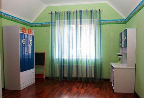 Шторы в комнату мальчика. Необходимые свойства