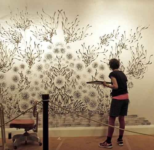 Декор стен своими руками в квартире. Как выбрать наиболее подходящее средство преображения стен?