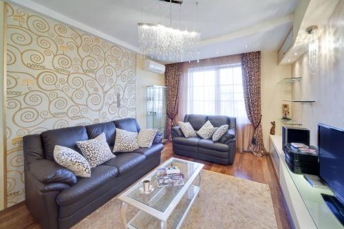 Обои для гостинной столовой. Обои для гостиной — выбираем тип обоев