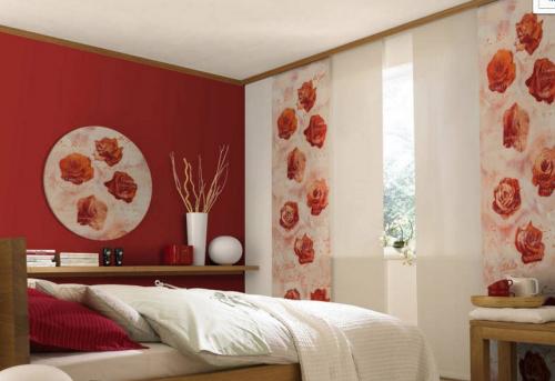 Дизайн узкой спальни с окном в конце. Японский стиль