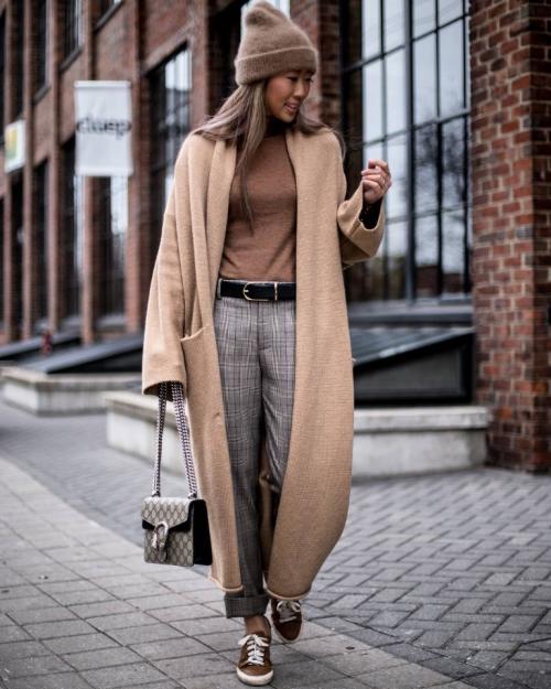 Серо бежевый цвет. Сочетание бежевого и серого в одежде