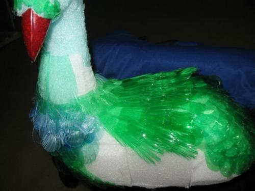 Павлин из пластиковых бутылок оксаны абрамовой. Птица счастья: павлин из пластиковой бутылки