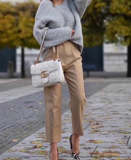 Серо бежевый цвет. Сочетание бежевого и серого в одежде