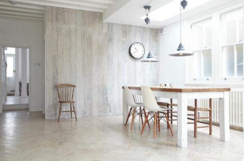 Ламинат под кухонный гарнитур. Отделка стен на кухне ламинатом