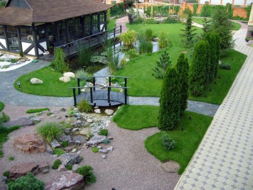 Деревенские дворики своими руками. Зонирование с помощью ширм, оградок, арок 11 Деревенские дворики своими руками. Зонирование с помощью ширм, оградок, арок 11