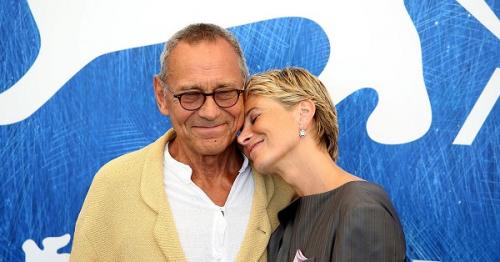 Дом Юлии Высоцкой и Андрея Кончаловского. О таких хоромах можно лишь мечтать… Роскошный дом Высоцкой и Кончаловского на Николиной Горе.