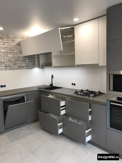 Маленький кухонный гарнитур для маленькой кухни. Какие фасады подойдут для маленькой кухни 42