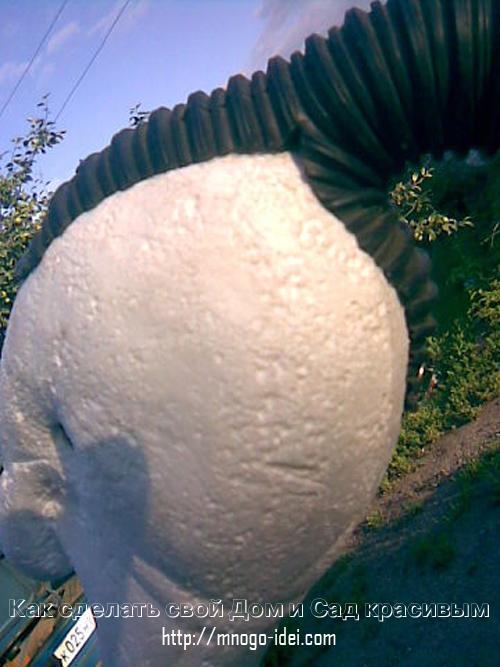 Лебедь из канистры. Грация в саду