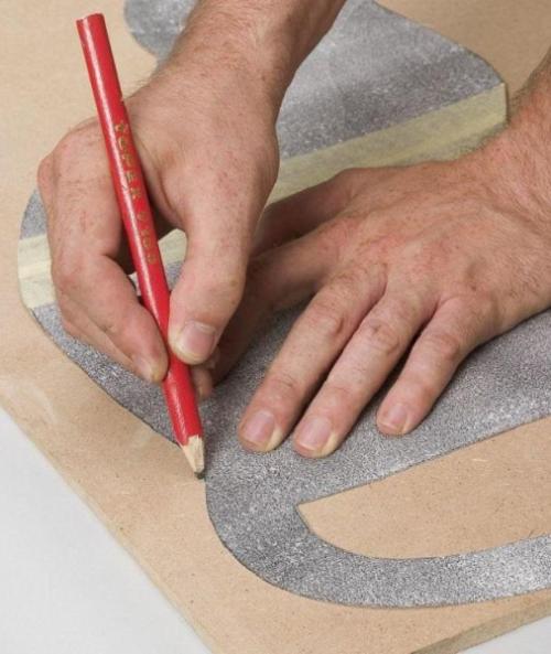 Настенный светильник своими руками. Светильник из пакетов от сока 13