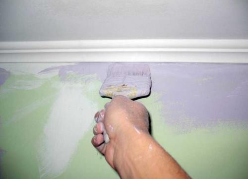 Как красить потолок, чтоб не капало. Как покрасить потолок, чтобы краска не капала?