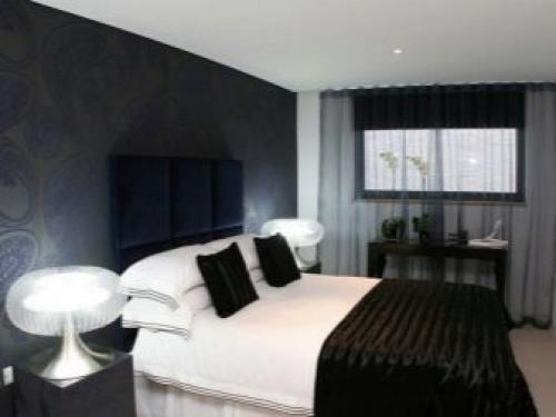 Темные кухни темные обои. Материал обоев для кухонных стен 19 Темные кухни темные обои. Материал обоев для кухонных стен 19