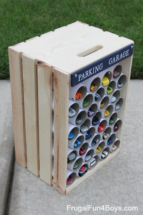 Дорога для машинок своими руками для детей. Чем занять ребенка: 5 супер игр своими руками для любителей машинок 04