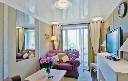 Поклейка обоев в узкой комнате. Как расширить узкую комнату с помощью обоев