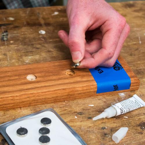 Кухонный магнит для ножей своими руками. Как сделать магнитный держатель для ножей своими руками