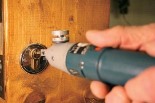 Как личинку замка вскрыть. Вскрытие замка с цилиндровым секретом, какой подход выбрать?