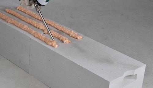 Клей для кладки газобетона. Три основных варианта 12