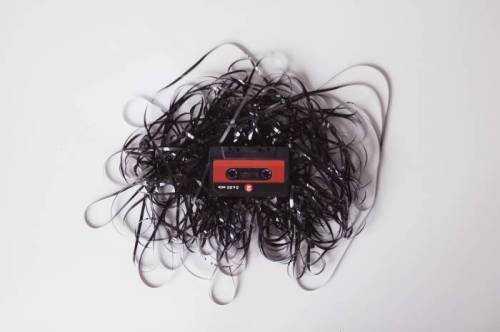 Как отогнать голубей от балкона. Как прогнать голубей: современные отпугиватели 09