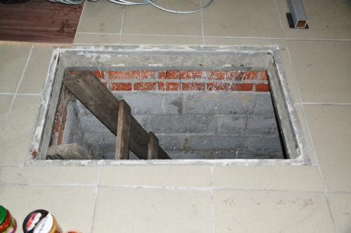 Как залить пол в гараже над погребом. Роман Неглядов