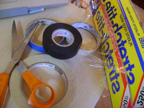 Как утеплить окна на даче. Как утеплить окна на зиму с помощью полиэтиленовой пленки