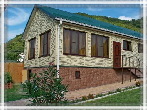 Вход в Подвал в частном доме с улицы. Вход в цокольный этаж с улицы фото 18